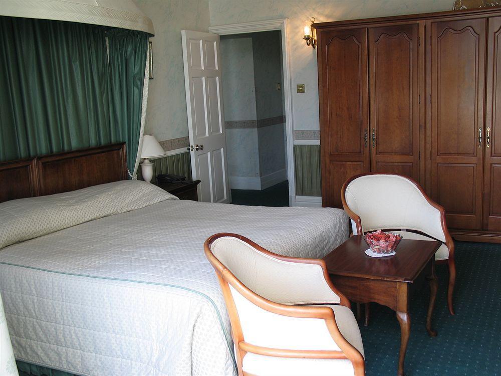 The Palace Hotel Torquay Bagian luar foto